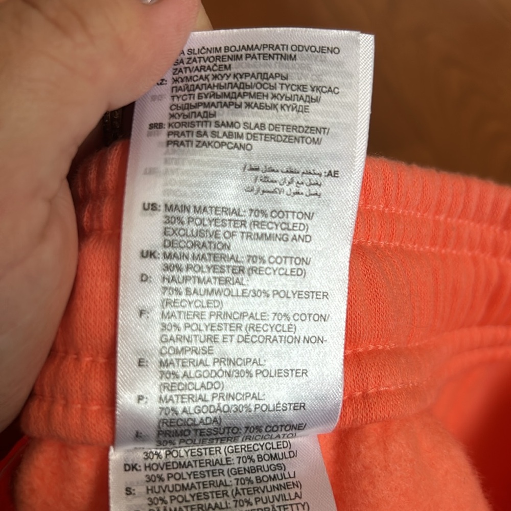 ADIDAS Shorts - Picture 7 of 7